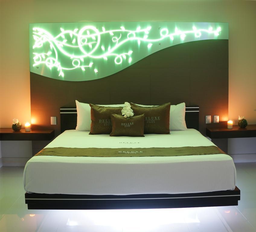 Auto Hotel Deluxe El Alcanfor Zewnętrze zdjęcie