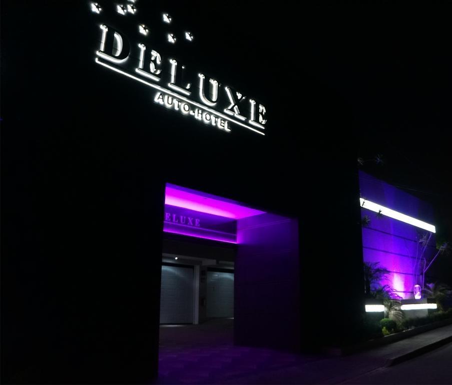 Auto Hotel Deluxe El Alcanfor Zewnętrze zdjęcie